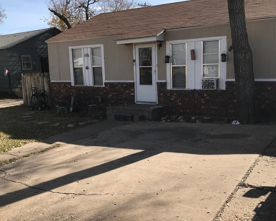 2nd image of 2323 Colgate St