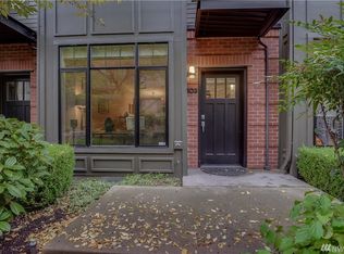 10575 NE 12th Pl, Bellevue, WA 98004