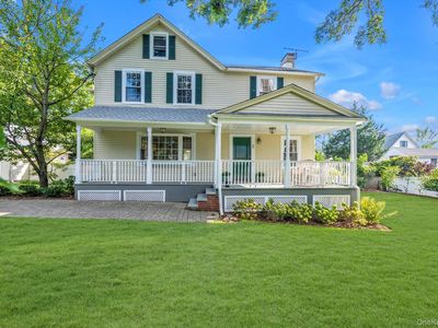 2 Smull Lane, Port Washington, NY, 11050
