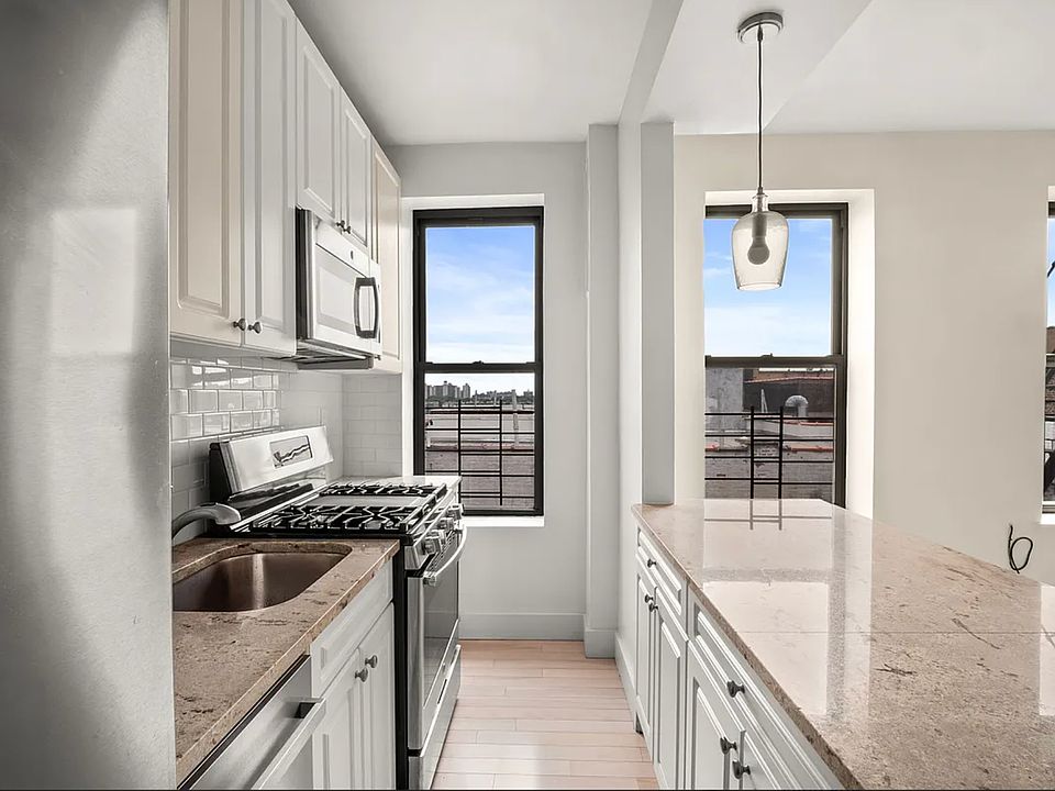 1st image of 66 Saint Nicholas Pl #32B