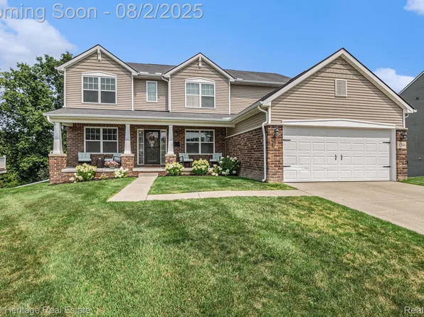 1246 Secretariat Way, Howell, MI 48843