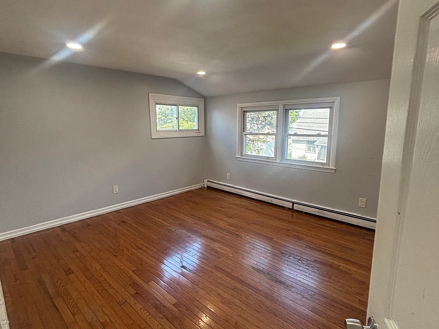 Jerusalem Ave, Levittown — Photo 4