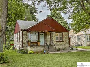 3209 N 56th St, Omaha, NE 68104