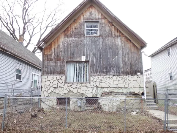 2846 North 6th STREET, Milwaukee, WI 53212