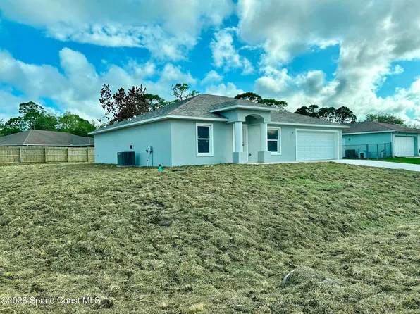 640 Roth Ct SE, Palm Bay, FL 32909