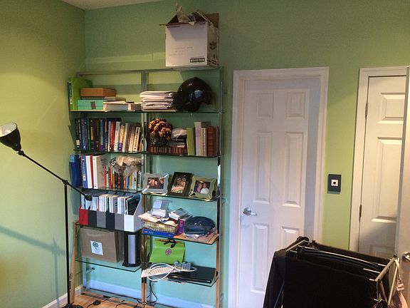 4th image of 315 20th St APT 1C