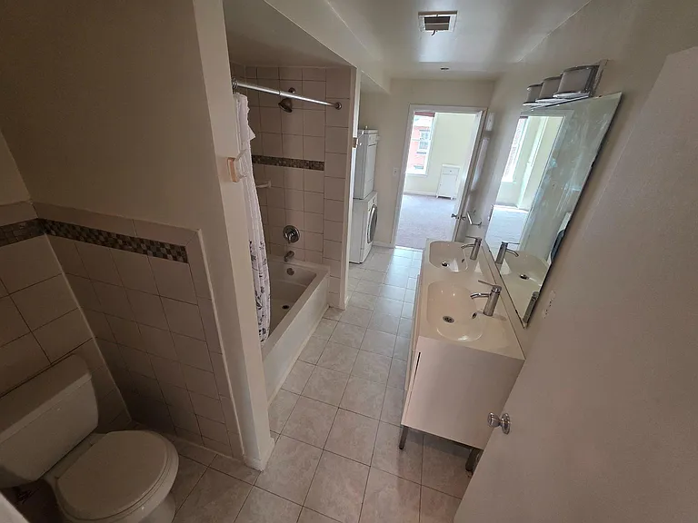 52 N 2nd St #3 — Photo 15
