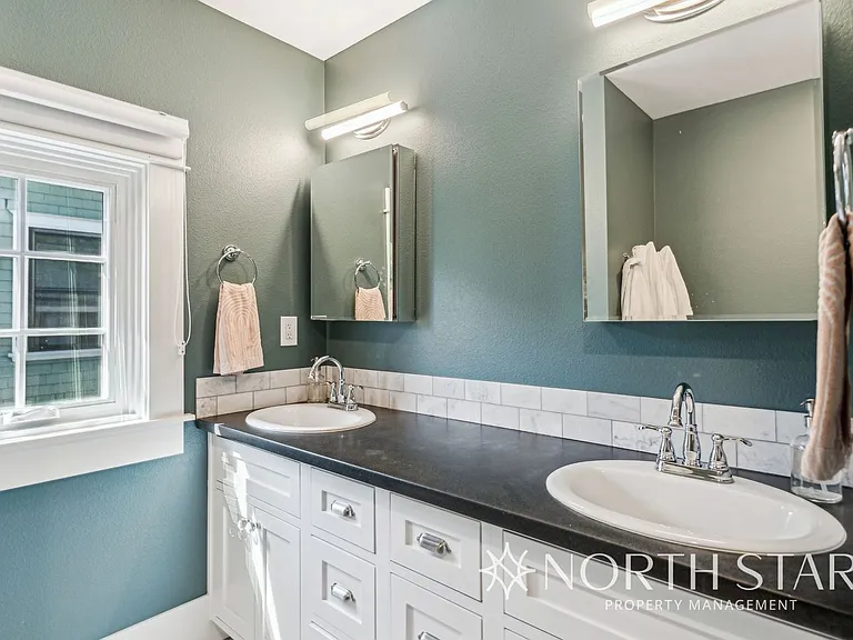 2224 NE 46th Ave — Photo 28