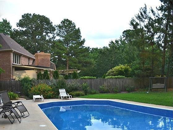 1st image of 805 N Villier Ct