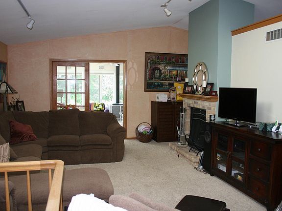Skylights and vaulted ceilings in the living room