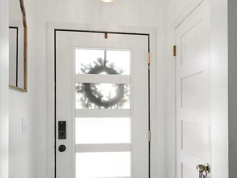 4804 River Basin Dr S — Photo 2