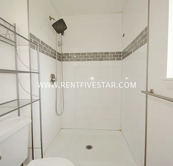1555 Agate Dr — Photo 9