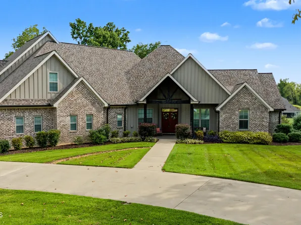 722 Ironwood Dr, Starkville, MS 39759