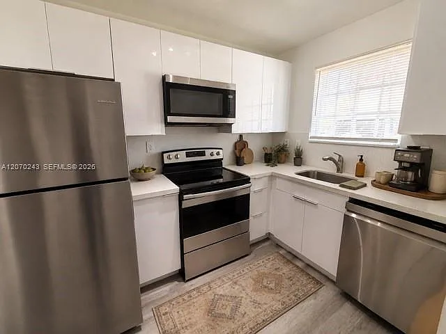 2054 NE 167th St #3-122 — Photo 3