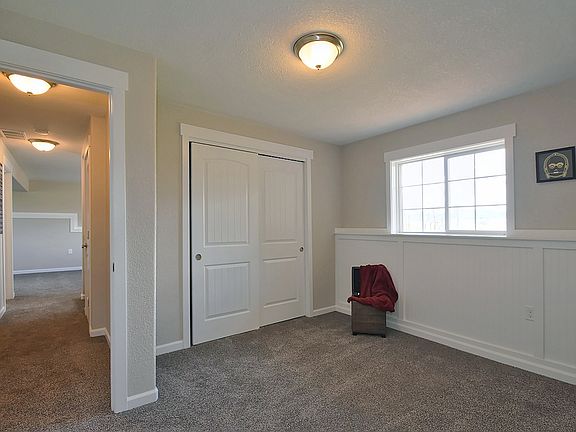 3rd image of 4019 E Upriver Dr