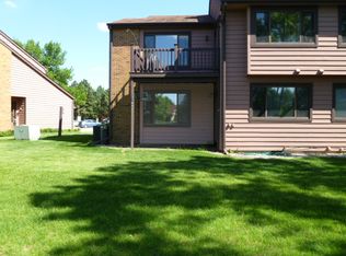 2109 Harbortown Cir, Champaign, IL 61821