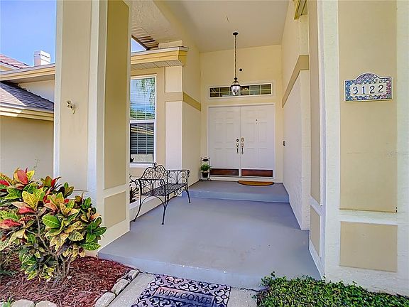 3rd image of 3122 Shoreline Dr