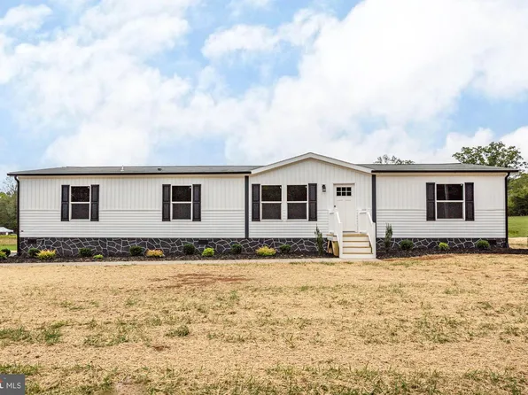 146 Mount Hope Church Rd, Bumpass, VA 23024
