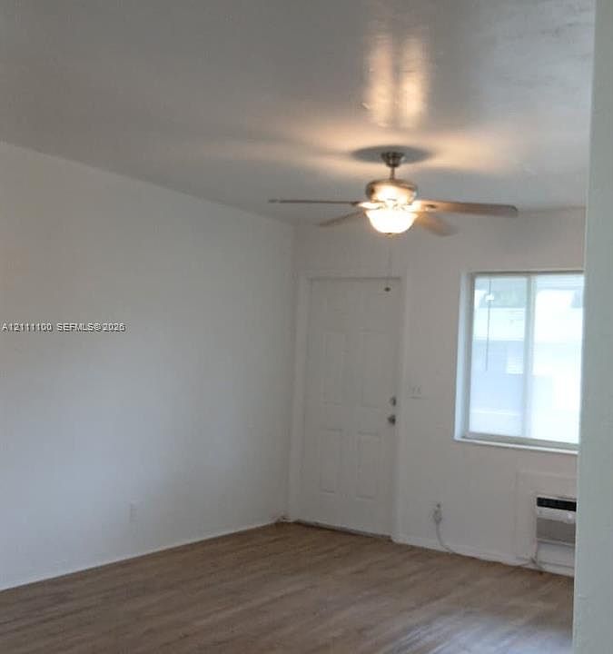 1st image of 325 SE 2nd St #4