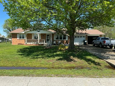 1531 W Chestnut Street, Bolivar, MO, 65613