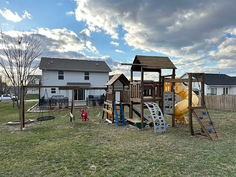1709 Crabapple Ln — Photo 23