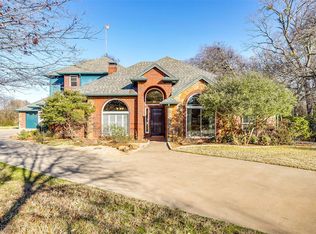 2825 Bryan St, Burleson, TX 76028