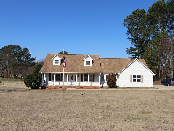 3rd image of 200 Sneeds Dr