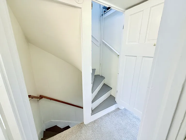 236 Walnut St — Photo 16