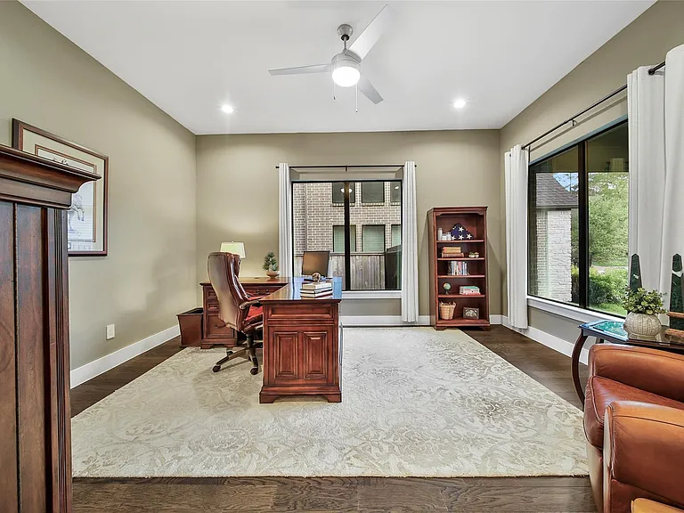 1015 Oak Briar Ln — Photo 9