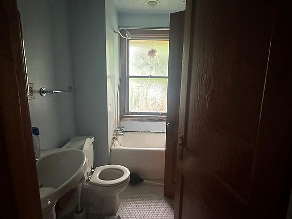 5th image of 3537 Vinecrest Pl