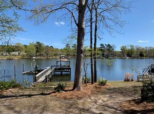 40 Plantation Dr, Manning, SC 29102