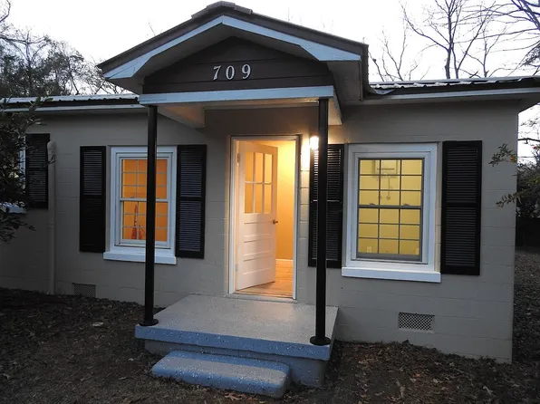 709 N Hamlin St, Bonifay, FL 32425