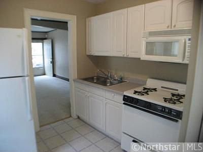 3rd image of 3348 Sheridan Ave N