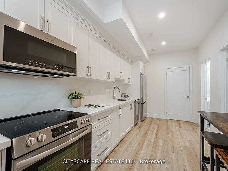 2 B Holmstead Ave — Photo 36