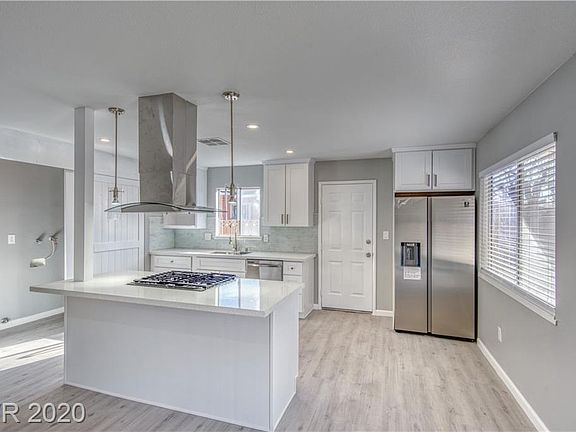 5th image of 3315 Pioneer Ave