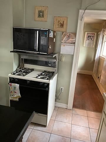1st image of 120 E Kearney Blvd