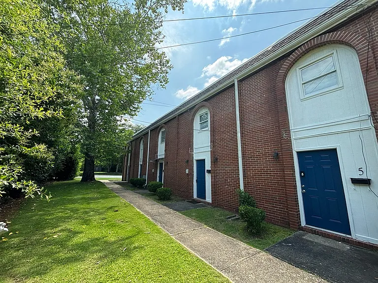 1263 Cedar Ave — Photo 17