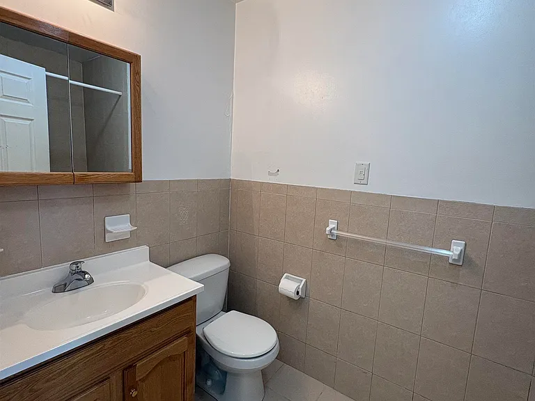37 Reservoir Ave — Photo 25