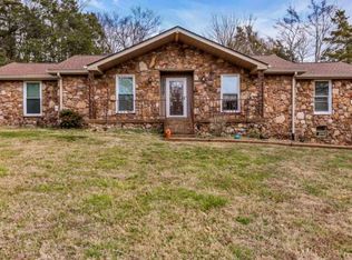 1917 Graceland Dr, Goodlettsville, TN 37072