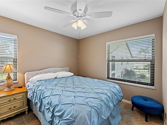 4th image of 9290 Lake Park DR #206