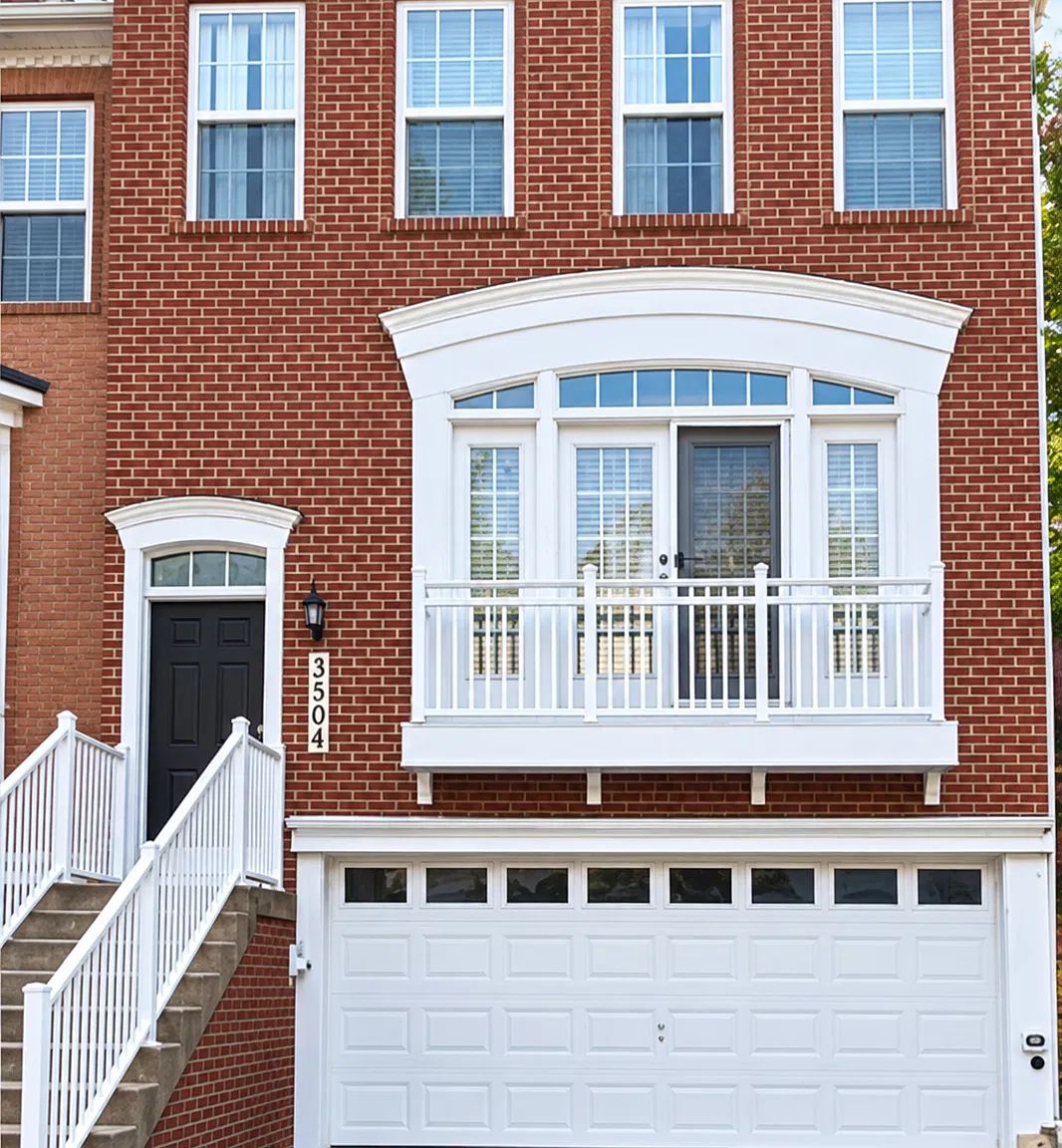 4 bed, 2520 sqft, $3,500 — Photo 1