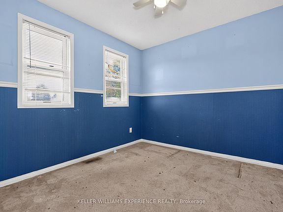5th image of 1920 Applewood Ave