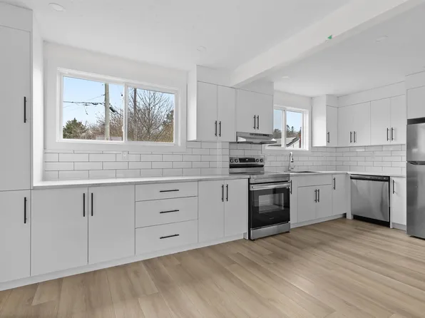 625 Herring Cove Rd, Halifax, NS B3R 1X8