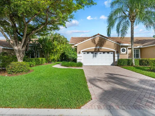 4690 Carlton Golf Drive, Lake Worth, FL 33449