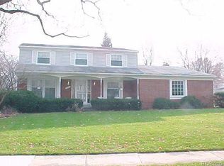 35067 Munger St, Livonia, MI 48154