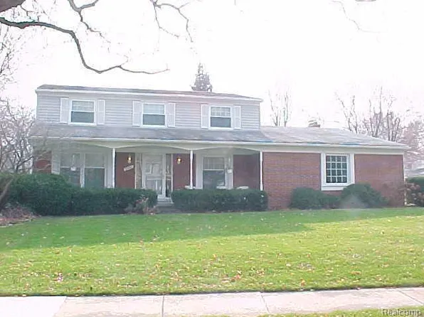 35067 Munger St, Livonia, MI 48154