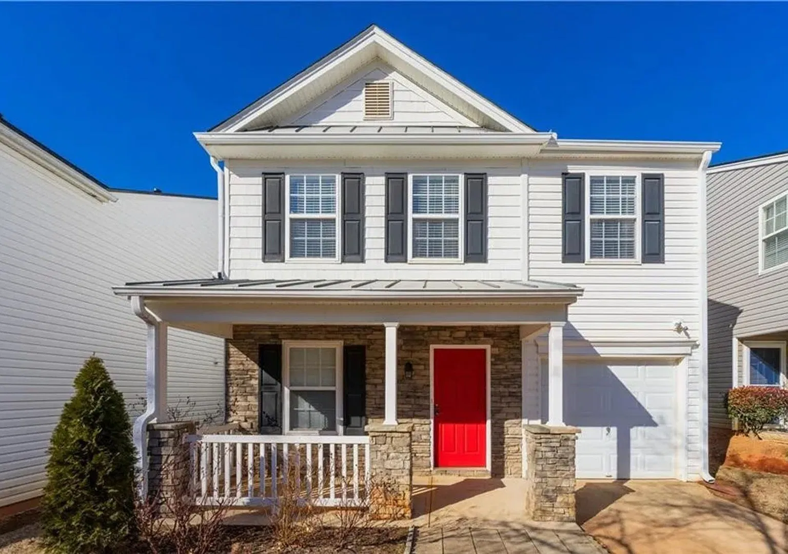 Upgraded 3BR/2.5BA | Fenced Yard, Sun Room, New SS Kitchen | Mountain Ridge, Cumming GA — Photo 1