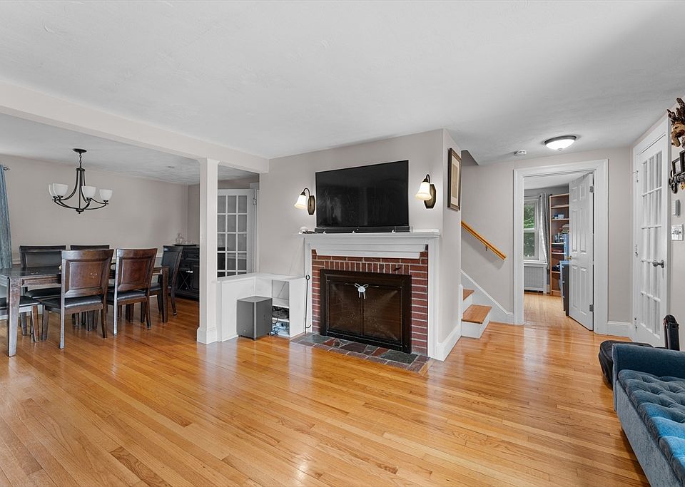 1st image of 120 North St