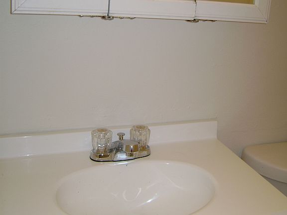 5th image of 293 Baldwin Dr