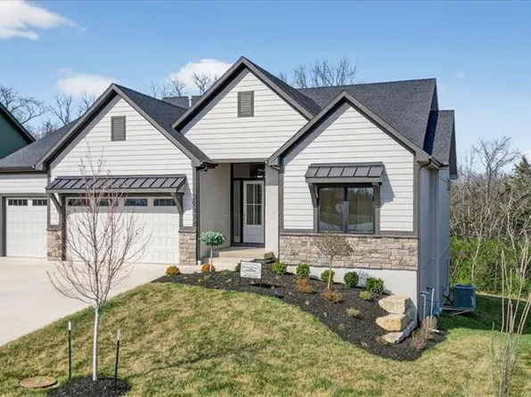 22428 W 90th Ter, Lenexa, KS 66227